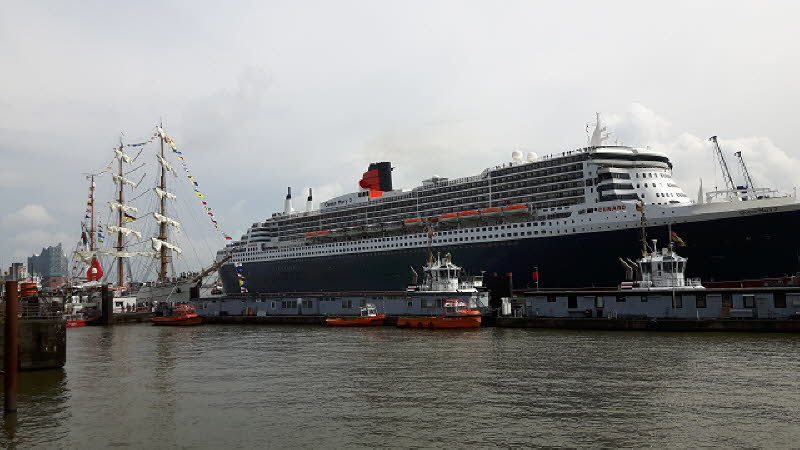 HH Queen Mary 2